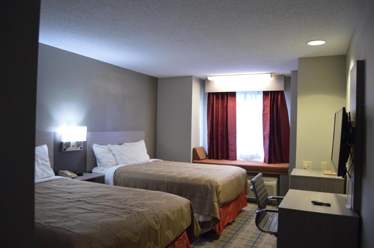 Quality Inn & Suites Grove City-Outlet Mall エクステリア 写真